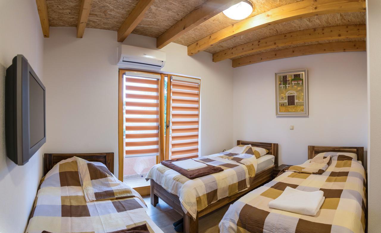 Motel Orhideja Donji Vakuf Luaran gambar