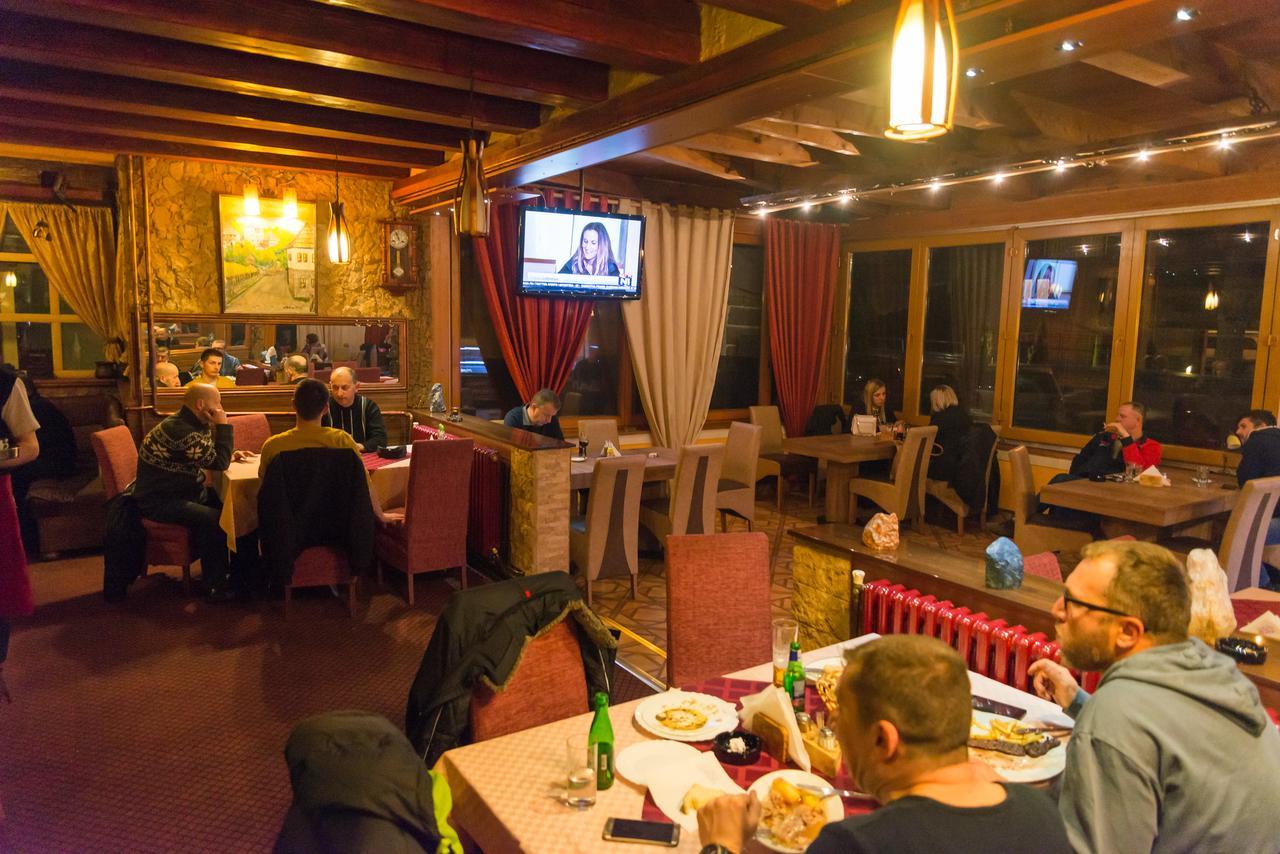 Motel Orhideja Donji Vakuf Luaran gambar
