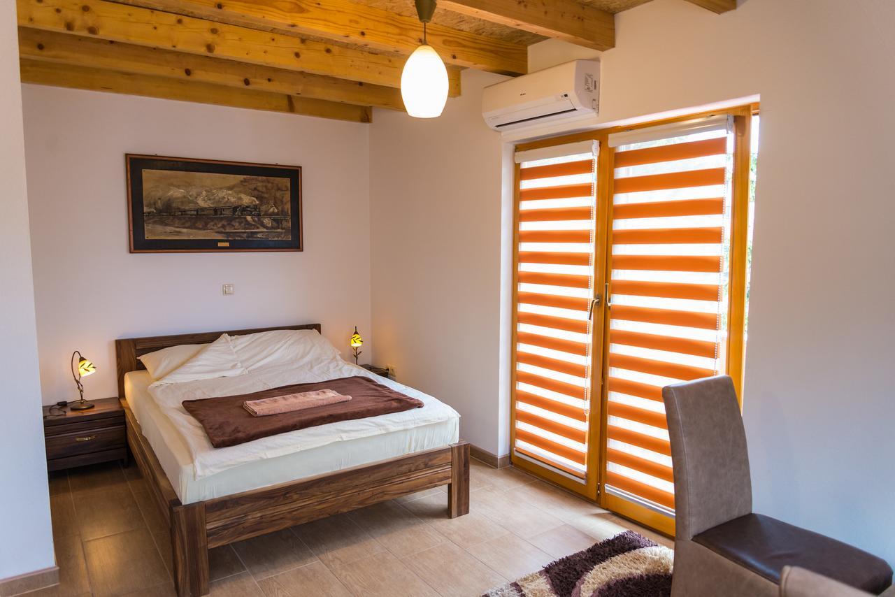 Motel Orhideja Donji Vakuf Luaran gambar